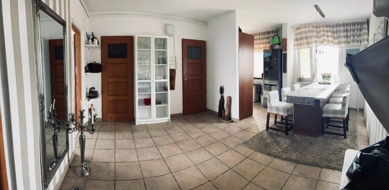 Mieszkanie W Centrum Miasta Ostrowiec Swietokrzyski Ngoại thất bức ảnh